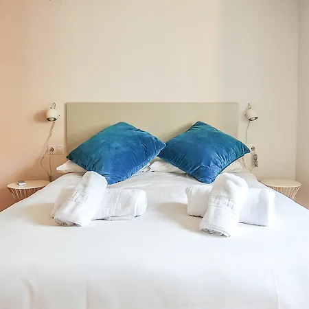 Renthas Atico Picasso Apartment